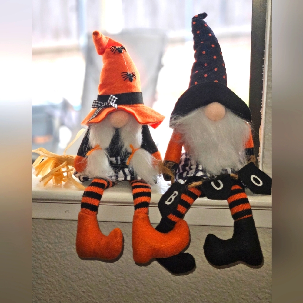 Hobby and Wifey Halloween Gnome Couple